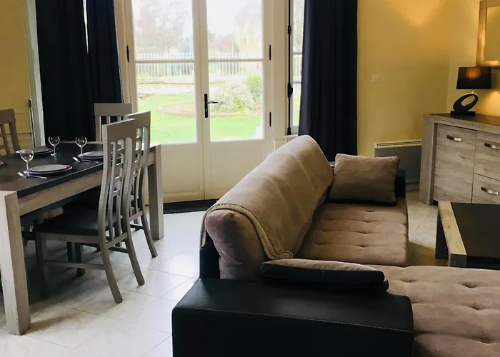 Renove En Rez-de-jardin, Proche Centre, 2 Pieces, 4 Pers., Equipements Modernes, - Fr-1-487-309 Апартаменты Кабур