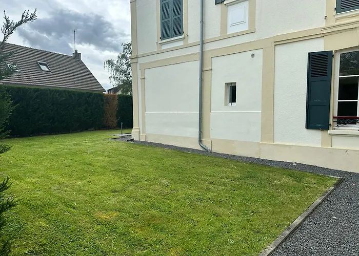 Renove En Rez-de-jardin, Proche Centre, 2 Pieces, 4 Pers., Equipements Modernes, - Fr-1-487-309 *