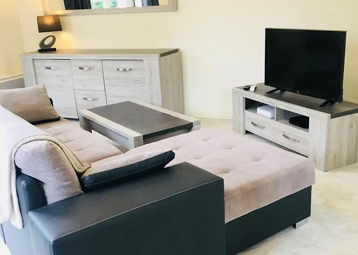 Rénové En Rez-de-jardin, Proche Centre, 2 Pièces, 4 Pers., équipements Modernes, - Fr-1-487-309 * Cabourg